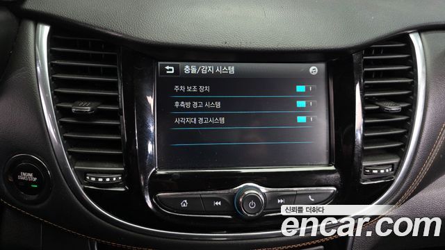 Chevrolet Korea Trax 2017 — photo 15