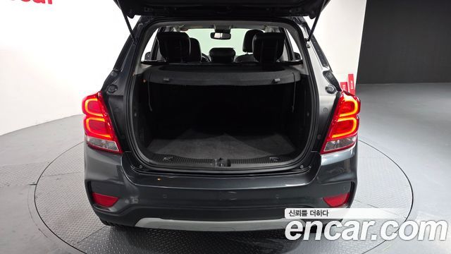 Chevrolet Korea Trax 2017 — photo 20