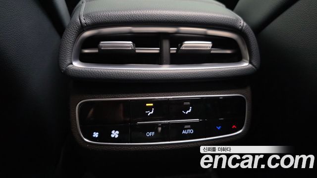 Genesis G80 2021 — photo 28