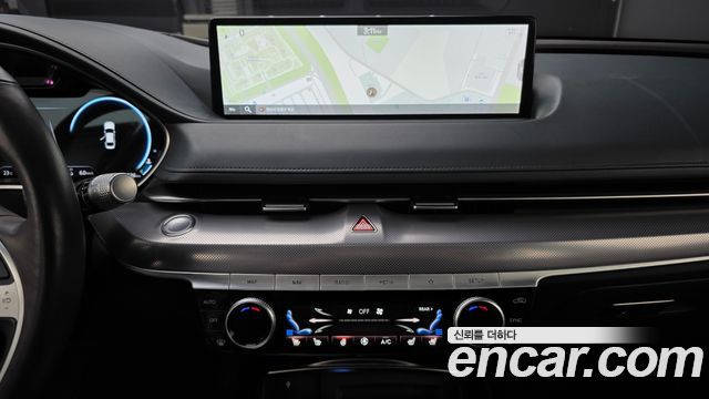 Genesis G80 2021 — photo 30