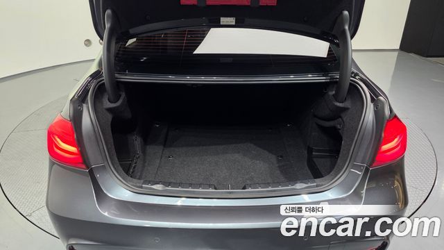 BMW 3-Series 2016 — photo 20