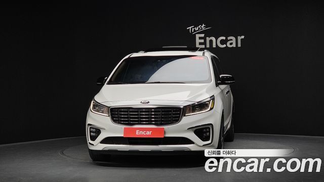 Kia Canival 2019 — photo 3