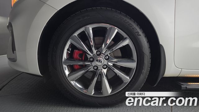 Kia Canival 2019 — photo 5