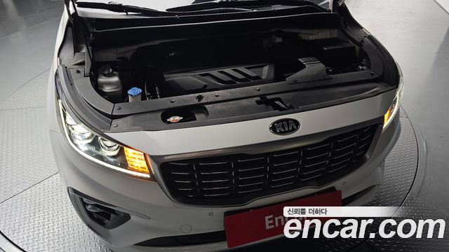 Kia Canival 2019 — photo 6