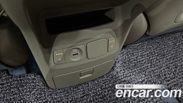 Kia Canival 2019 — photo 25