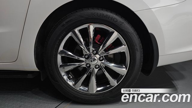 Kia Canival 2019 — photo 7