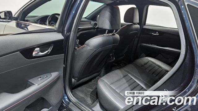 Kia K3 2020 — photo 29