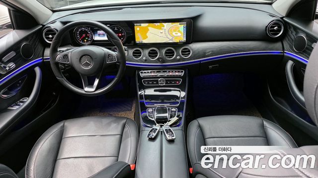 Mercedes-Benz E-Class 2017 — photo 7