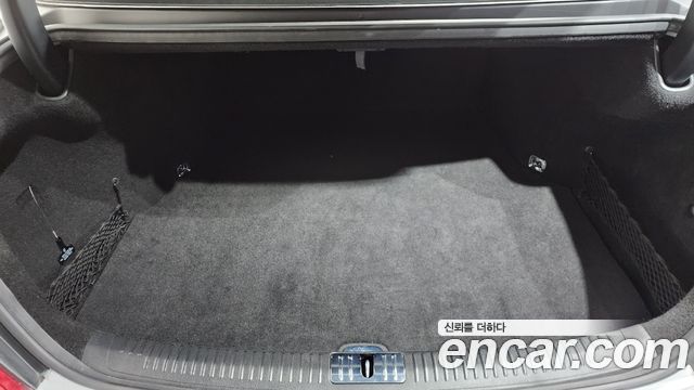 Genesis EQ900 2016 — photo 21