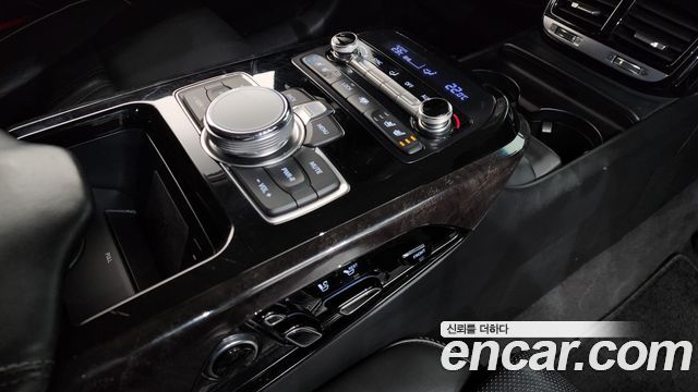 Genesis EQ900 2016 — photo 24