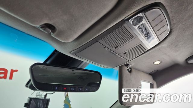 Genesis EQ900 2016 — photo 26