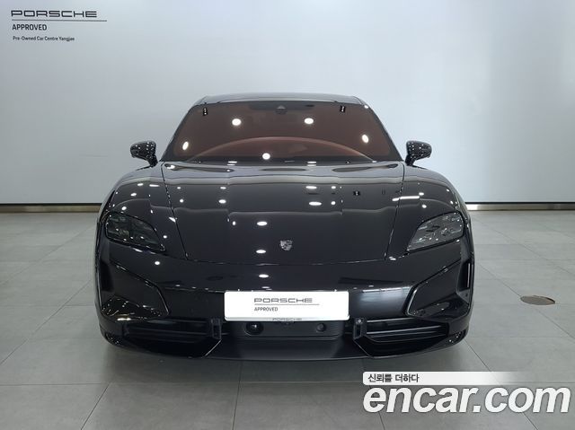 Porsche Taycan 2025 — photo 3