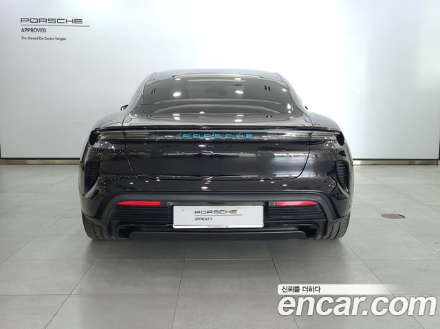 Porsche Taycan 2025 — photo 4