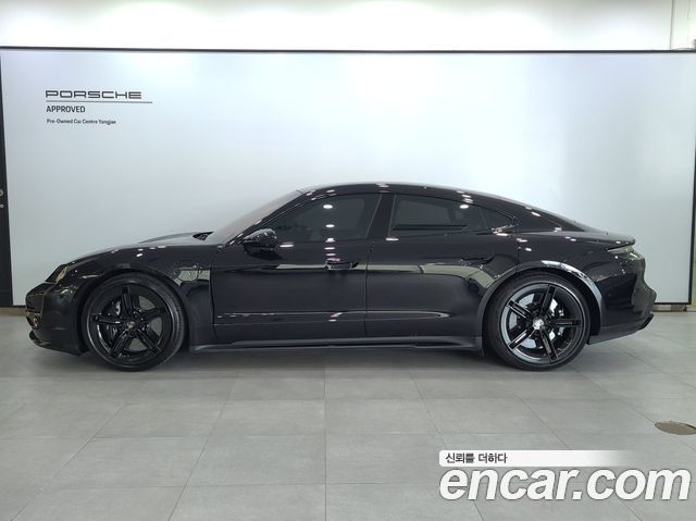 Porsche Taycan 2025 — photo 12