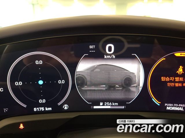 Porsche Taycan 2025 — photo 20