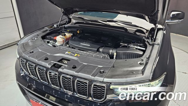 Jeep Cherokee 2023 — photo 6