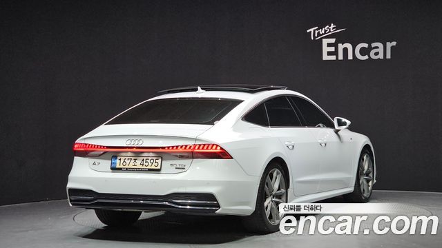 Audi A7 2020 — photo 2