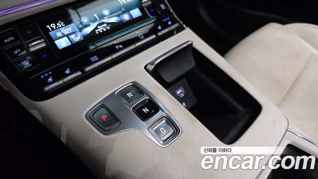 Hyundai Grandeur 2023 — photo 12