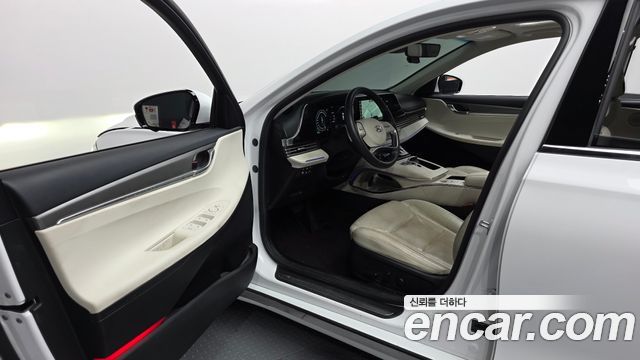 Hyundai Grandeur 2023 — photo 13