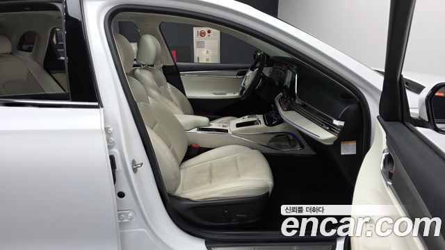 Hyundai Grandeur 2023 — photo 17