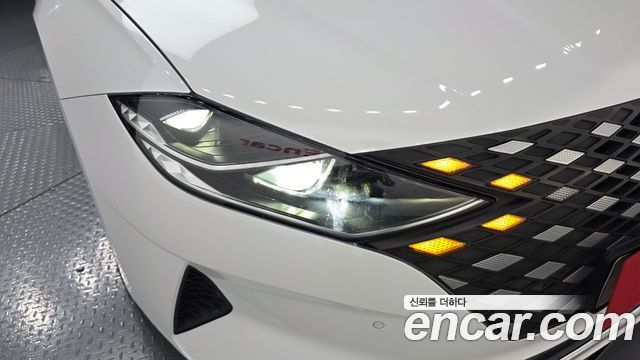 Hyundai Grandeur 2023 — photo 8