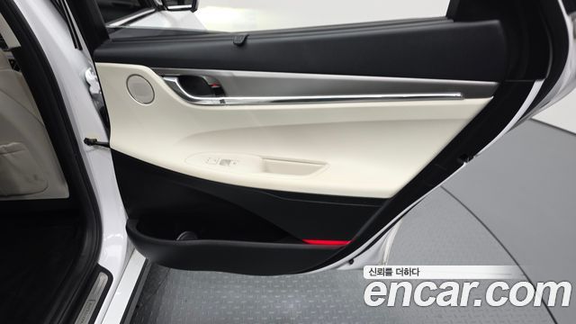 Hyundai Grandeur 2023 — photo 15