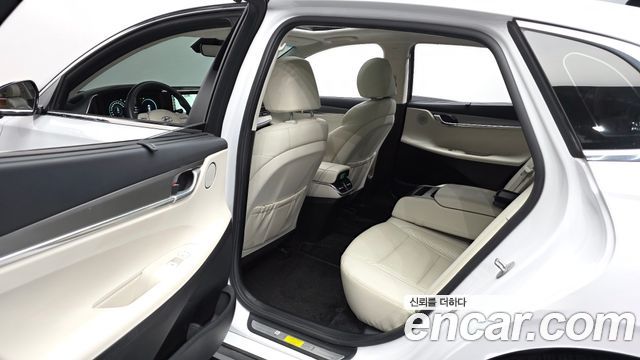 Hyundai Grandeur 2023 — photo 16