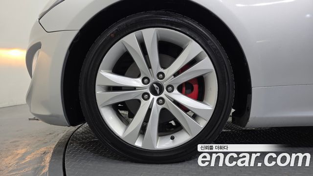 Hyundai Genesis 2010 — photo 5