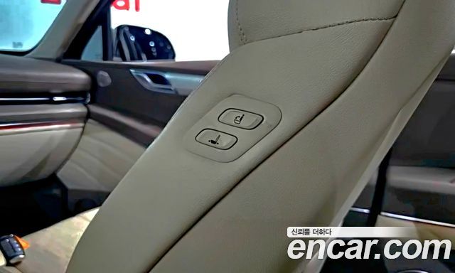 Genesis GV80 2022 — photo 18