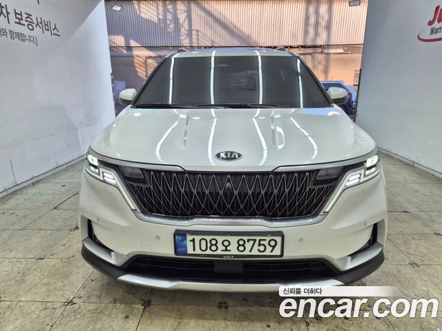Kia Canival 2021 — photo 2