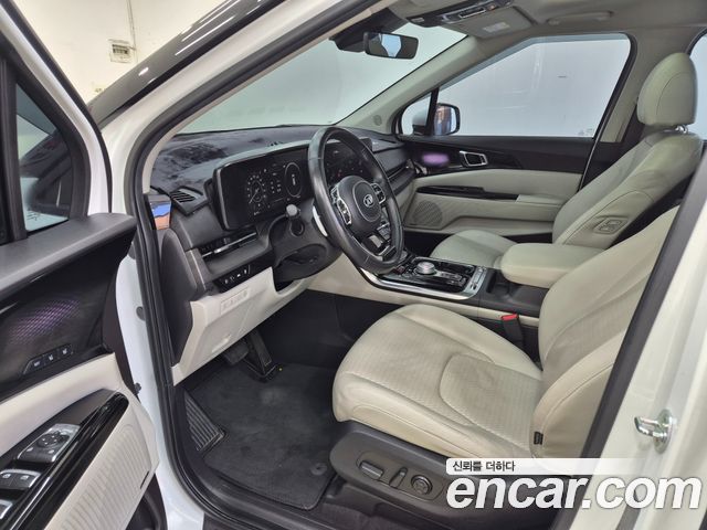 Kia Canival 2021 — photo 5