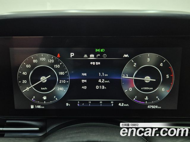 Kia Canival 2021 — photo 8