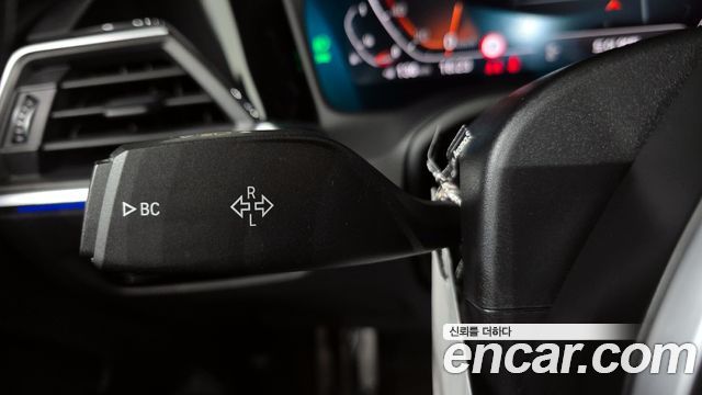 BMW 4-Series 2022 — photo 29