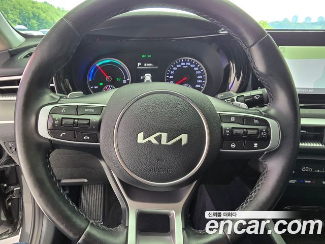 Kia K5 2023 — photo 13