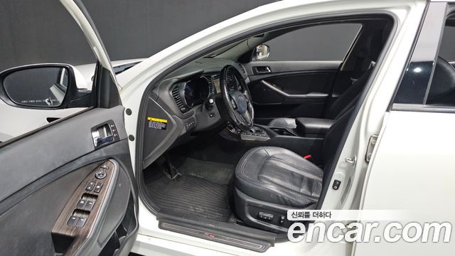 Kia K5 2013 — photo 10