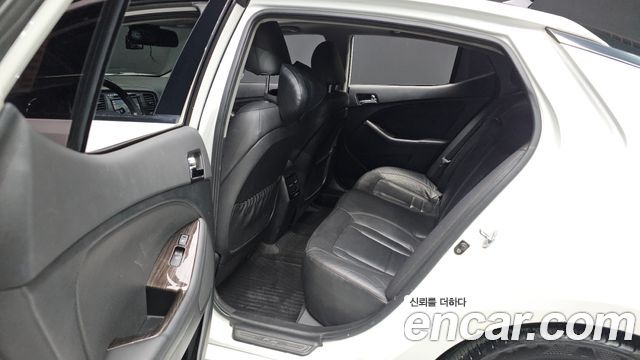 Kia K5 2013 — photo 18