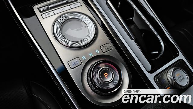 Genesis GV80 2021 — photo 12