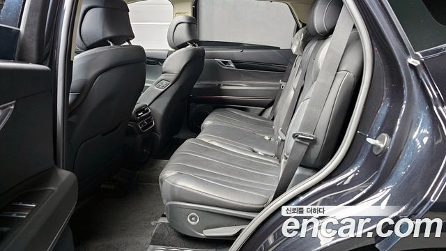 Genesis GV80 2021 — photo 16
