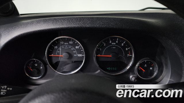 Jeep Wrangler 2013 — photo 8