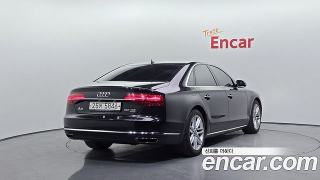 Audi A8 2015 — photo 2