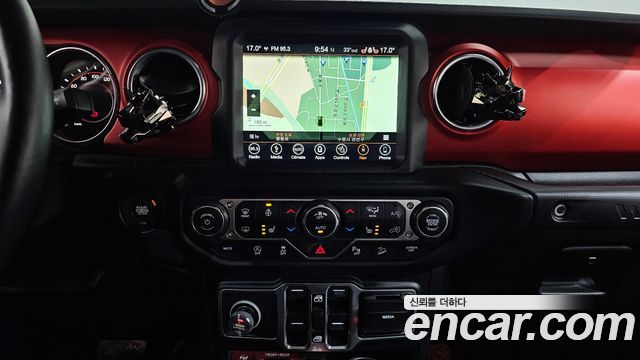 Jeep Wrangler 2018 — photo 19