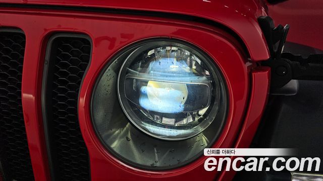 Jeep Wrangler 2018 — photo 8