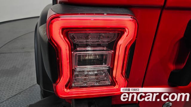 Jeep Wrangler 2018 — photo 9