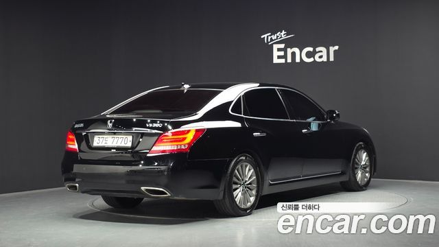 Hyundai Equus 2014 — photo 2