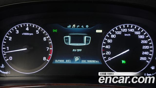 Hyundai Equus 2014 — photo 8