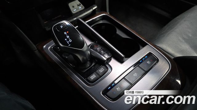 Hyundai Equus 2014 — photo 9