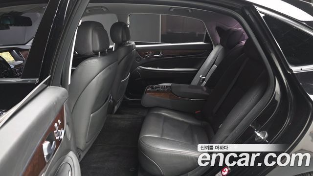 Hyundai Equus 2014 — photo 11