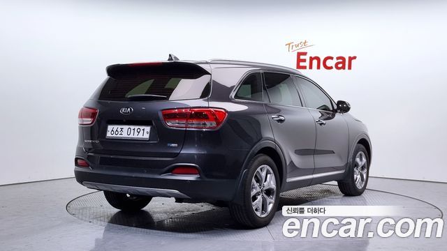 Kia Sorento 2016 — photo 2