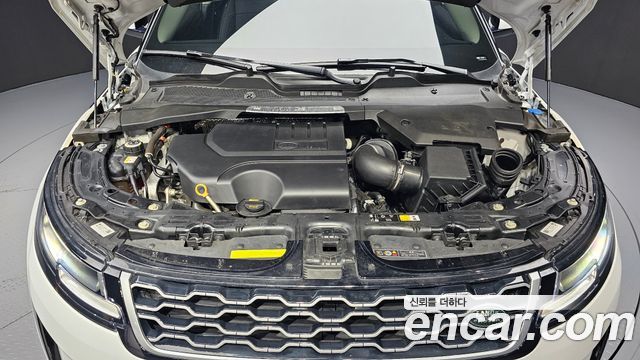 Land Rover Range Rover Evoque 2022 — photo 6