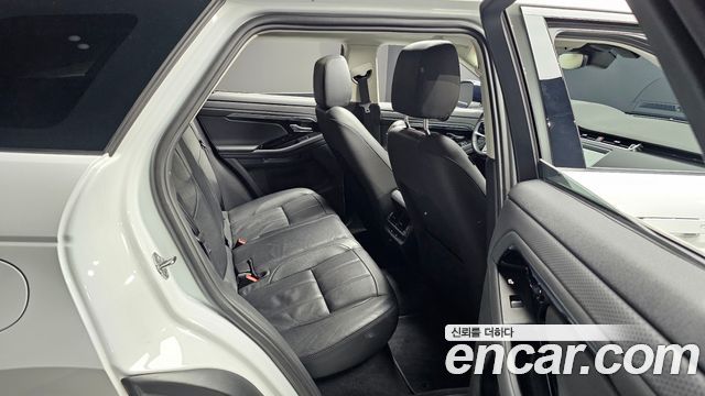 Land Rover Range Rover Evoque 2022 — photo 12